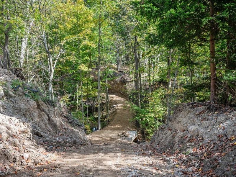 10899 Tibbetts Road, Kirtland, OH 44094 Photo 6