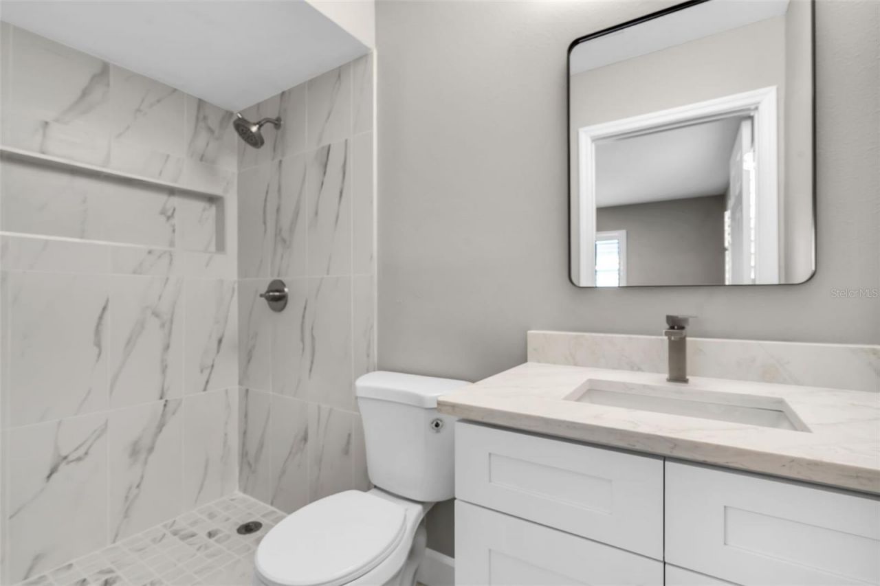216 S Shore Crest Drive, Tampa, FL 33609 Photo