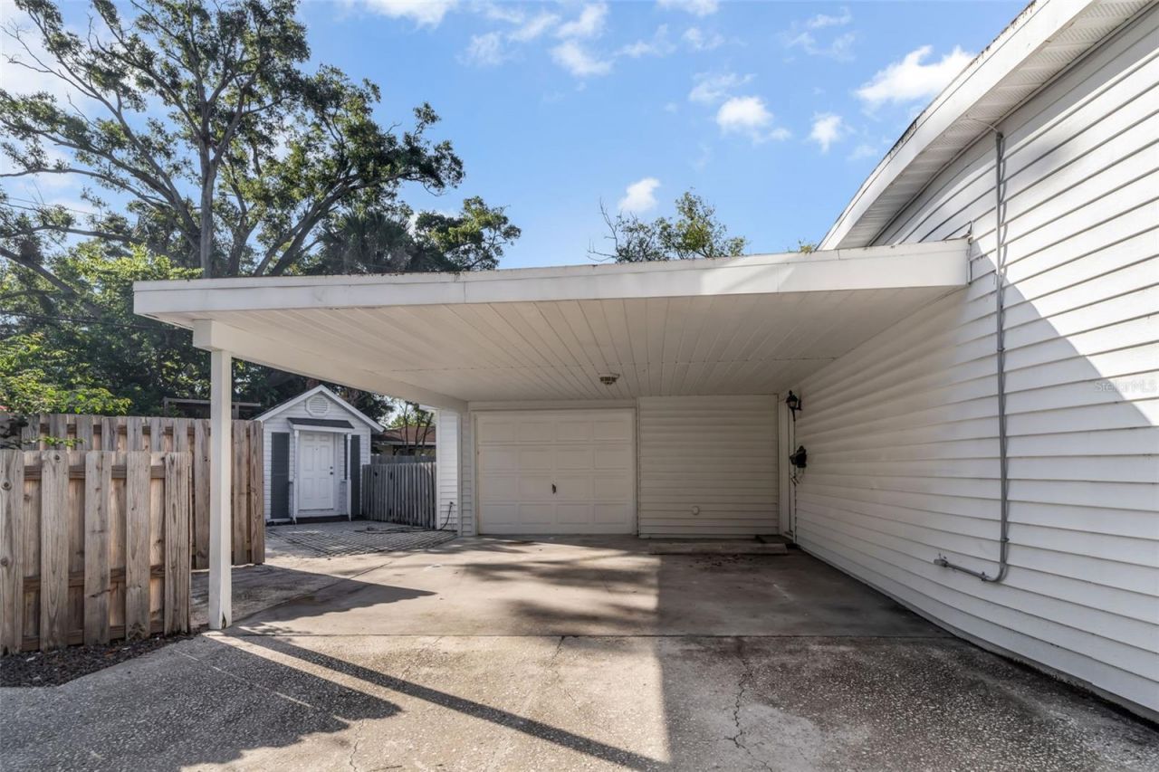 216 S Shore Crest Drive, Tampa, FL 33609 Photo