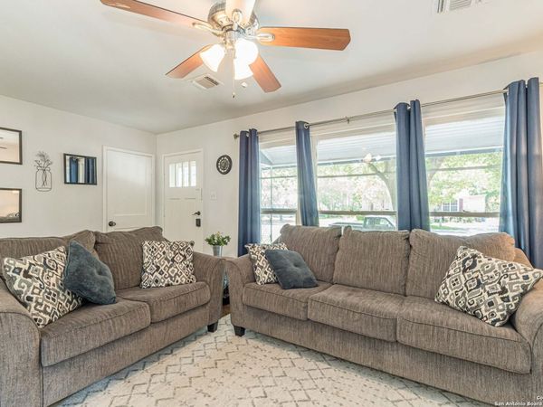 409 Aero, Schertz, TX 78154