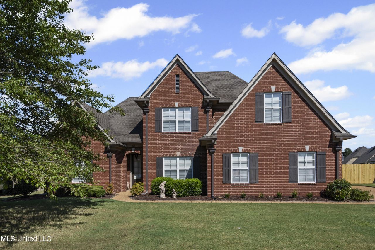4103 W Dearden Drive, Olive Branch, MS 38654 Main Photo