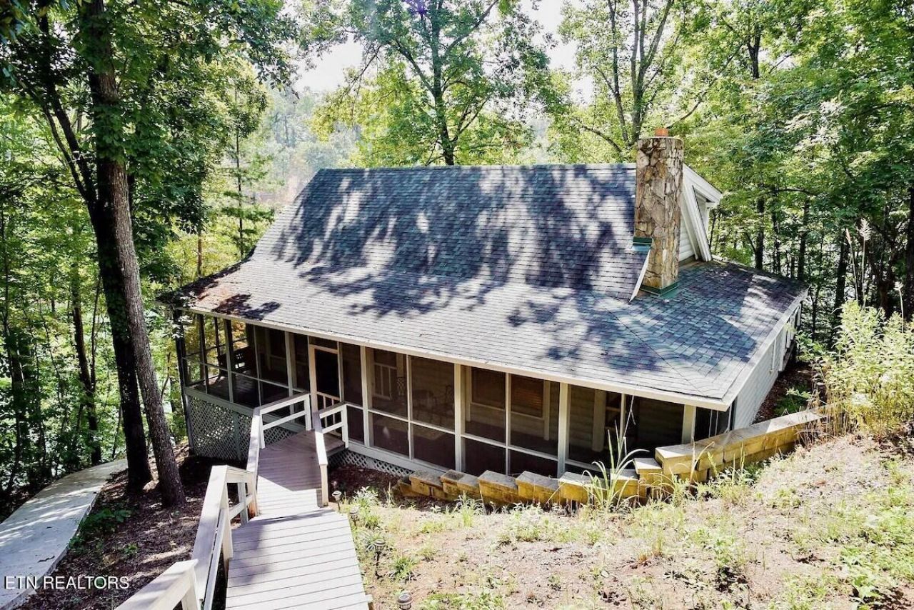 226 Deer Run Point, Lafollette, TN 37766 Main Photo