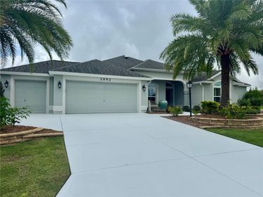 1092 INCORVAIA WAY, THE VILLAGES, FL 32163
