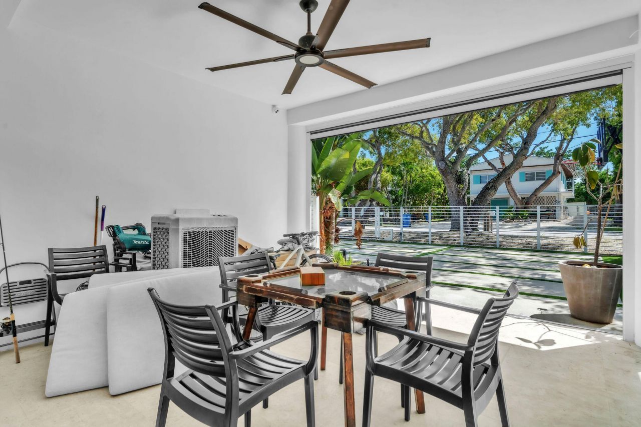 165 Ocean Drive, Tavernier, FL 33070 Photo