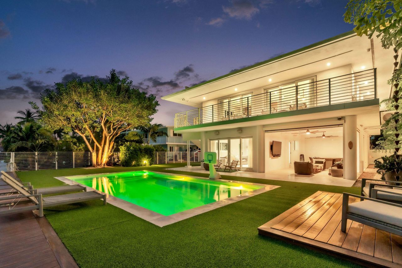 165 Ocean Drive, Tavernier, FL 33070 Photo