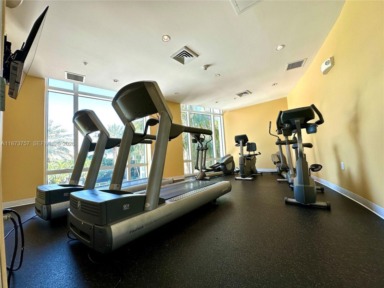 1755 E Hallandale Beach Blvd, Unit 1605E, Hallandale Beach, FL 33009 Photo
