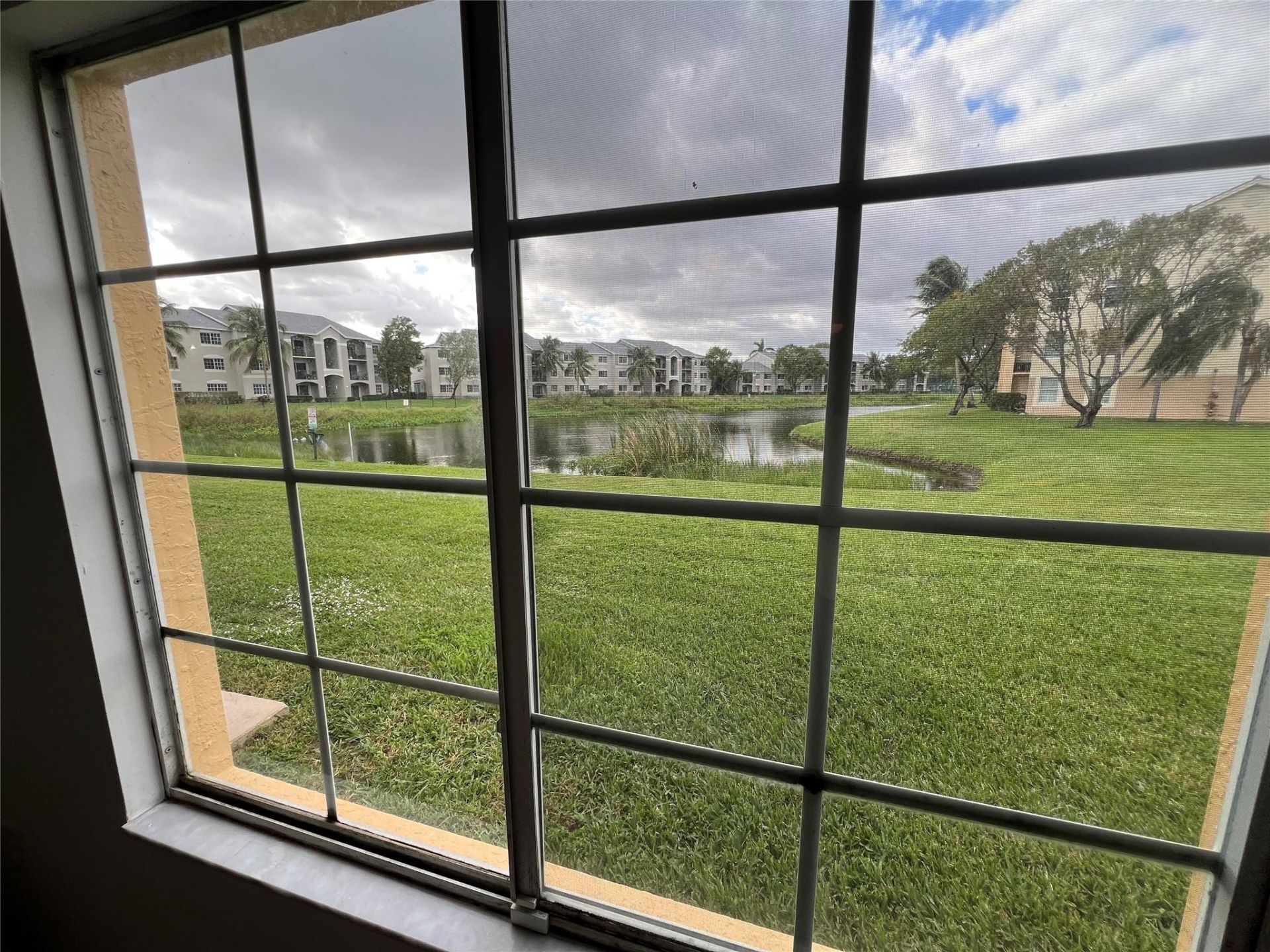 4101 San Marino Blvd, Unit 108, West Palm Beach, FL 33409 Photo