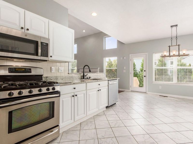 7029 Post Preserve Boulevard, Dublin, OH 43016 Photo 22