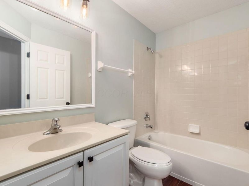 7029 Post Preserve Boulevard, Dublin, OH 43016 Photo 33