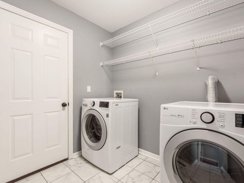 7029 Post Preserve Boulevard, Dublin, OH 43016 Photo 40