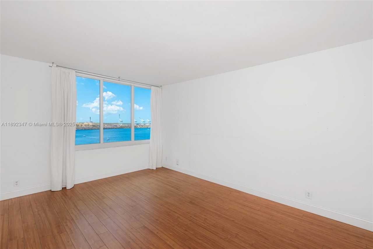 1200 West Ave, Unit 1531, Miami Beach, FL 33139 Photo