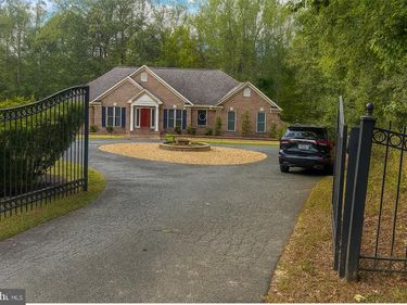 60 LONGWOOD DRIVE, STAFFORD, VA 22556