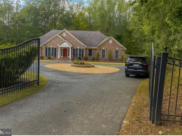 60 LONGWOOD DRIVE, STAFFORD, VA 22556