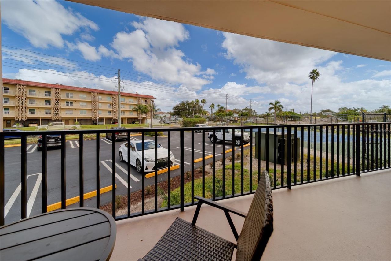 51 Island Way, Unit 101, Clearwater Beach, FL 33767 Photo