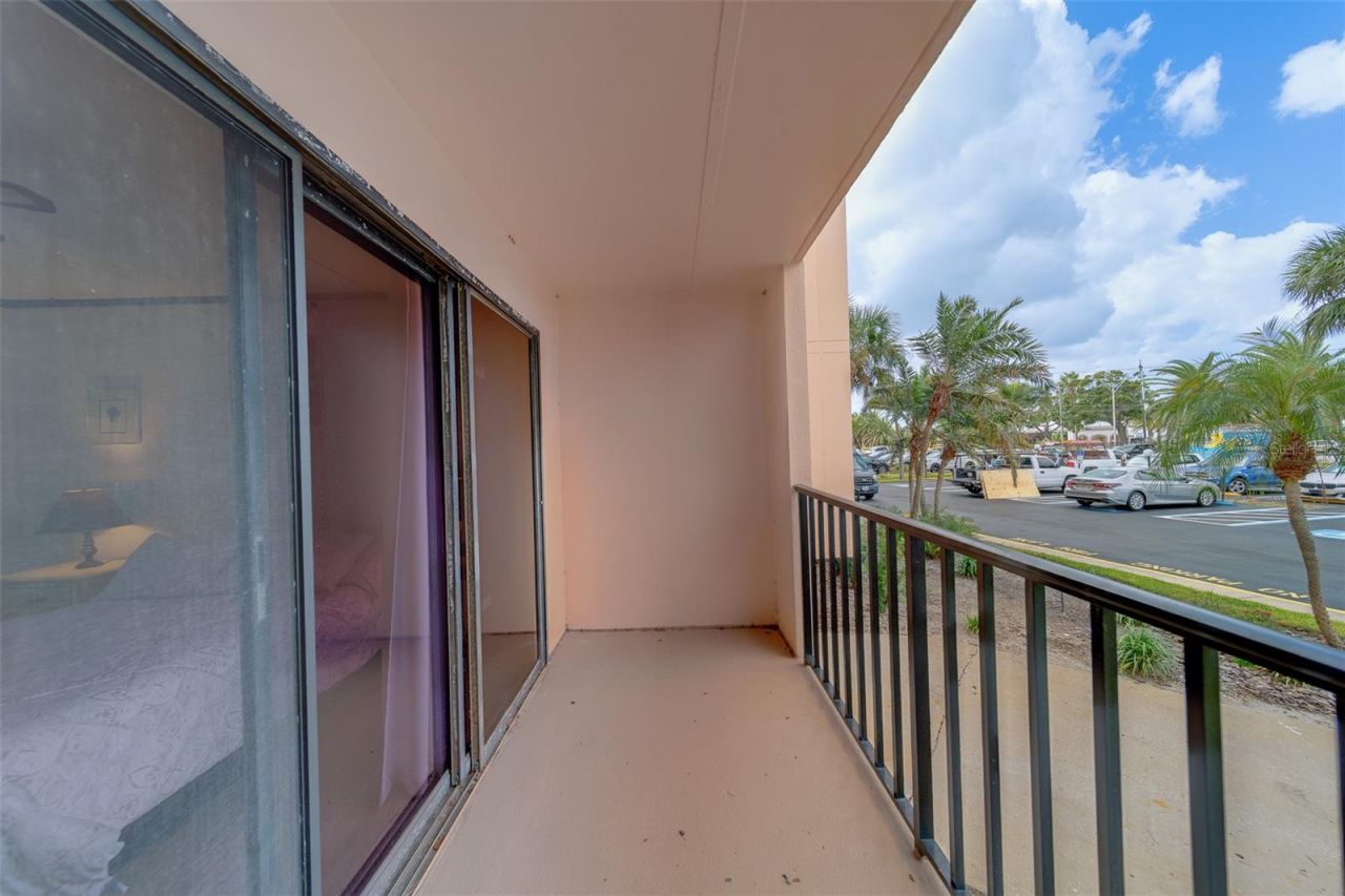 51 Island Way, Unit 101, Clearwater Beach, FL 33767 Photo