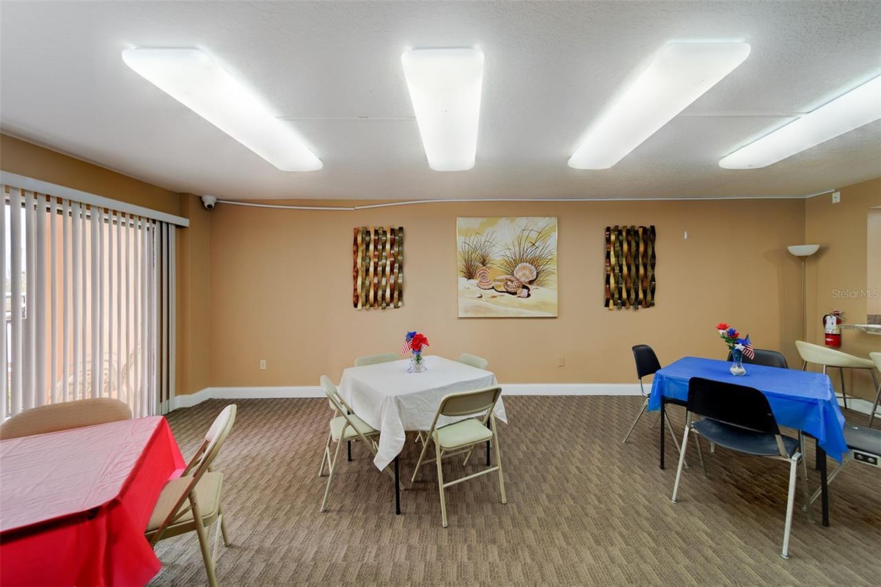 51 Island Way, Unit 101, Clearwater Beach, FL 33767 Photo