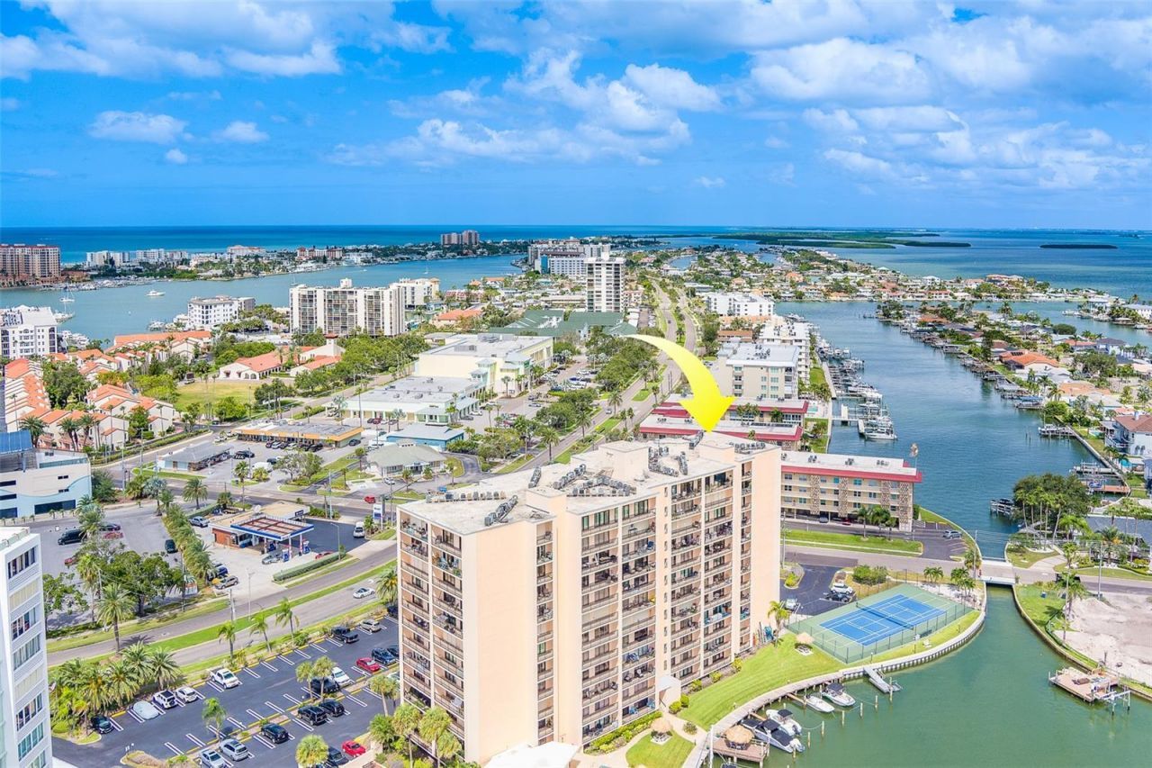 51 Island Way, Unit 101, Clearwater Beach, FL 33767 Photo