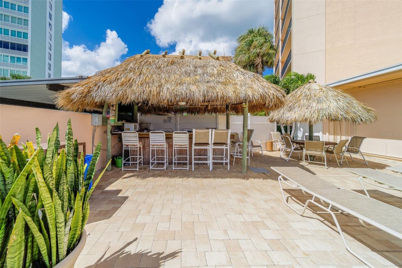 51 Island Way, Unit 101, Clearwater Beach, FL 33767 Photo
