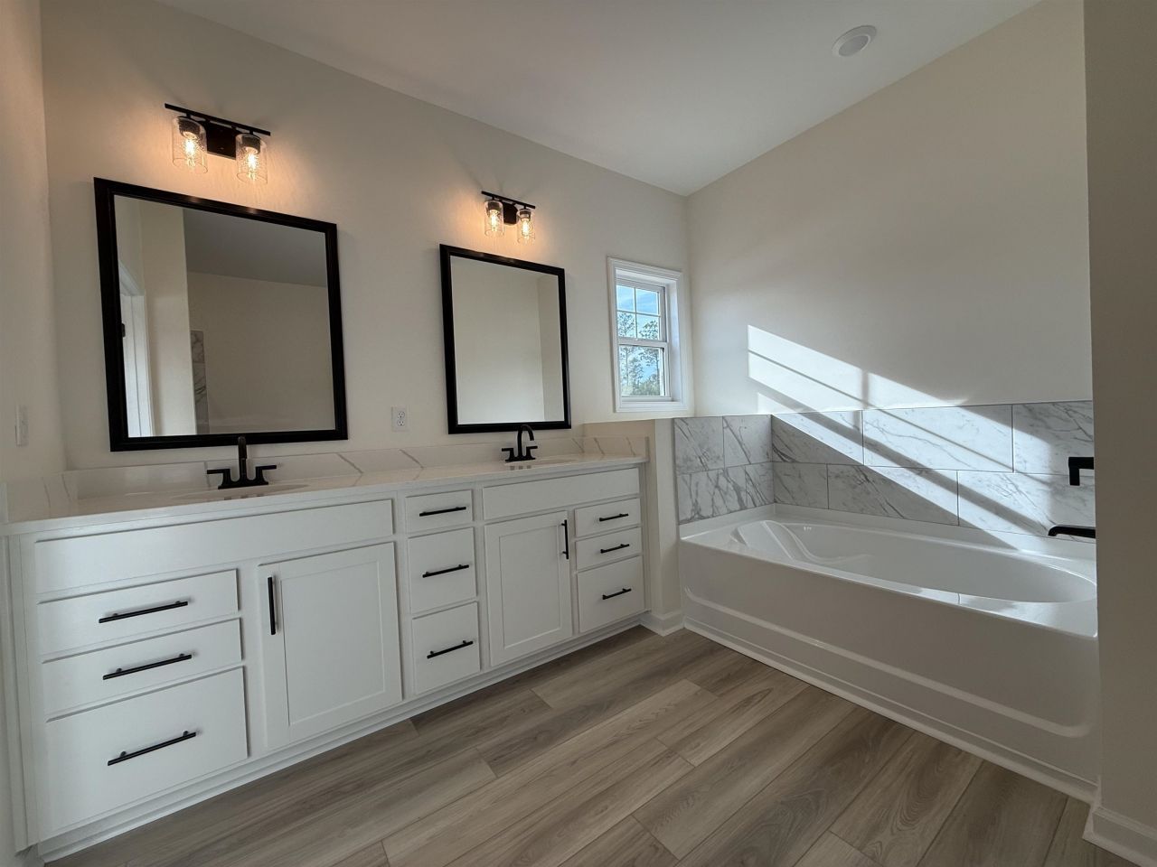 4115 Collins Farm Way Photo 17