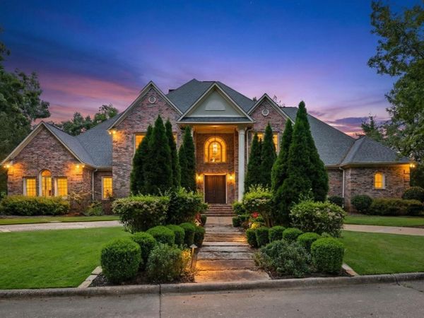 37 Chenal Circle, Little Rock, AR 72223