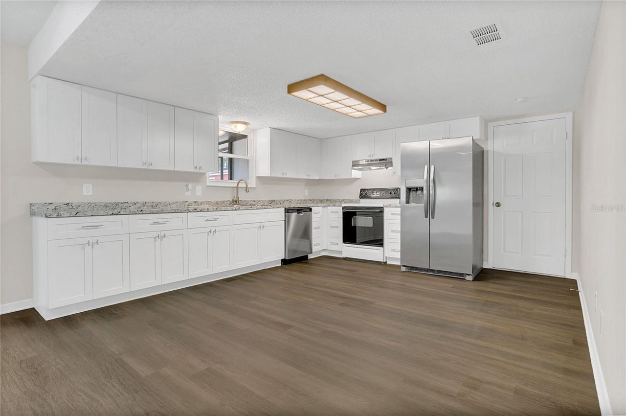 2613 Travelers Palm Drive, Edgewater, FL 32141 Photo