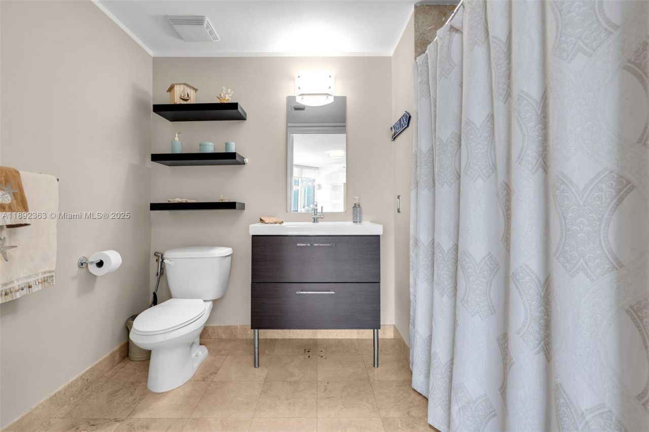 350 S Miami Ave, Unit 1601, Miami, FL 33130 Photo