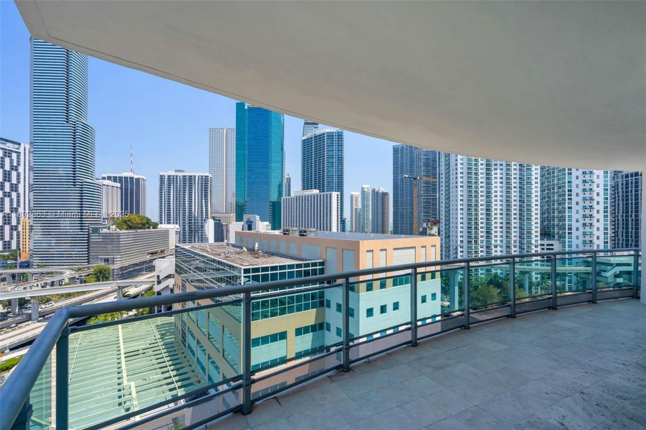 350 S Miami Ave, Unit 1601, Miami, FL 33130 Photo