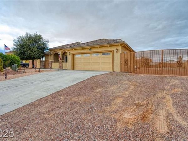 6780 Sandpebble Street, Pahrump, NV 89061