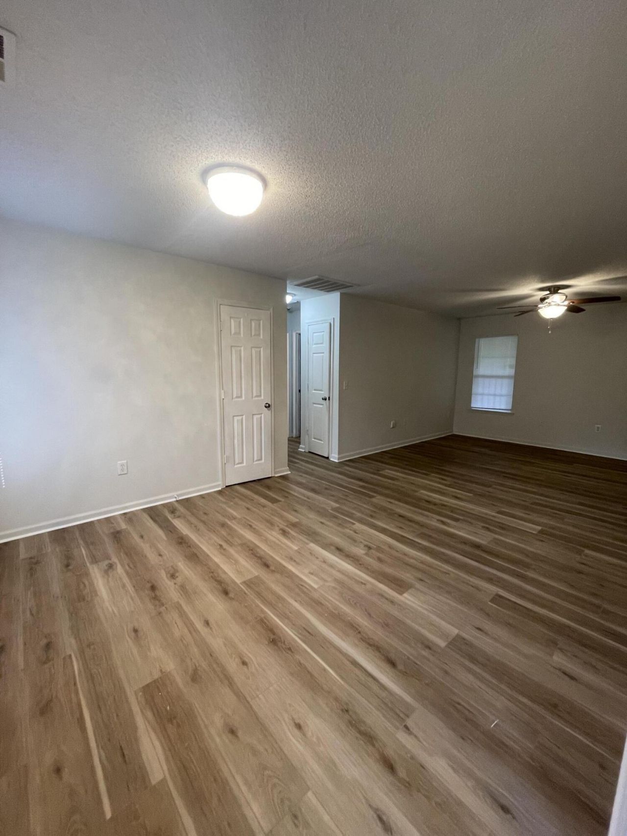 141 Lakewood Drive Photo 4