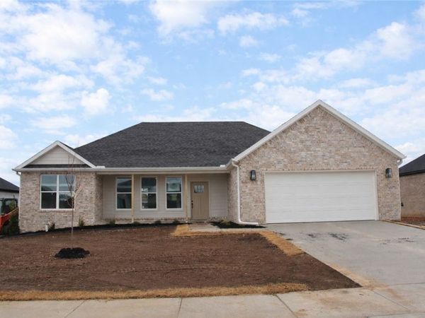 7833 Scenic Valley Avenue, Springdale, AR 72762