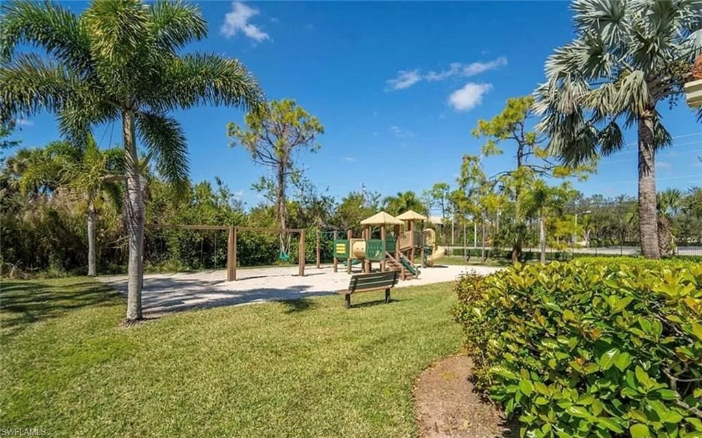 8255 Ibis Club Dr, Unit 504, Naples, FL 34104 Photo