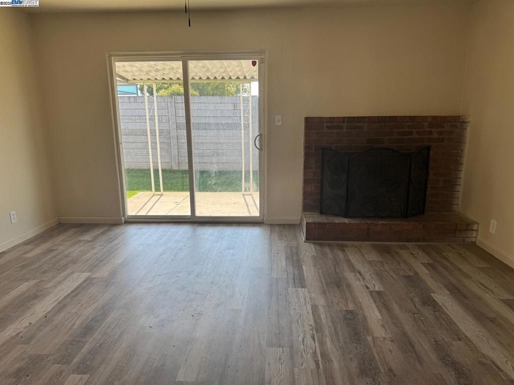 324 Eva Ct, Manteca, CA 95336 Main Photo