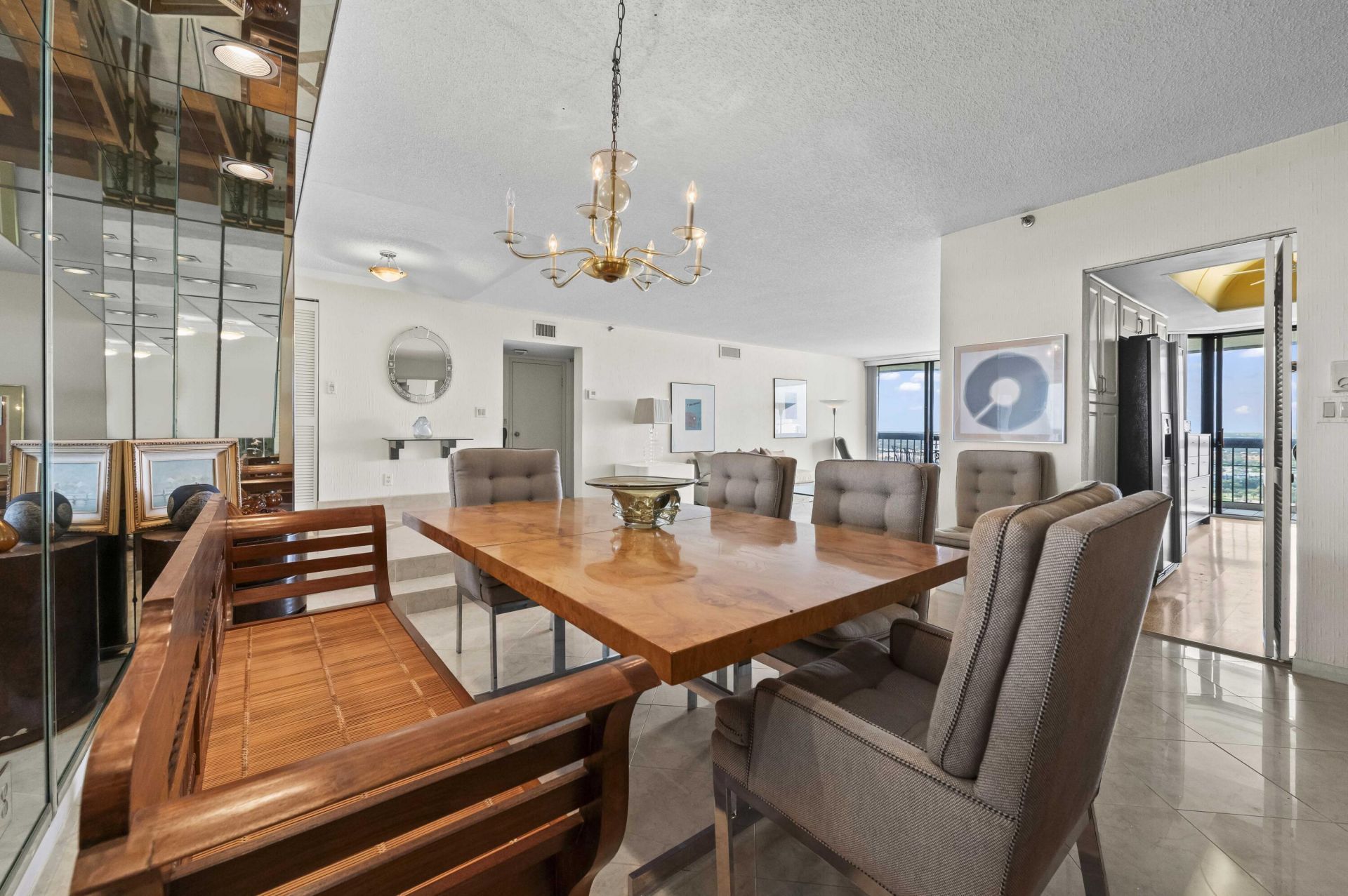 1900 Consulate Place, Unit 1905, West Palm Beach, FL 33401 Photo