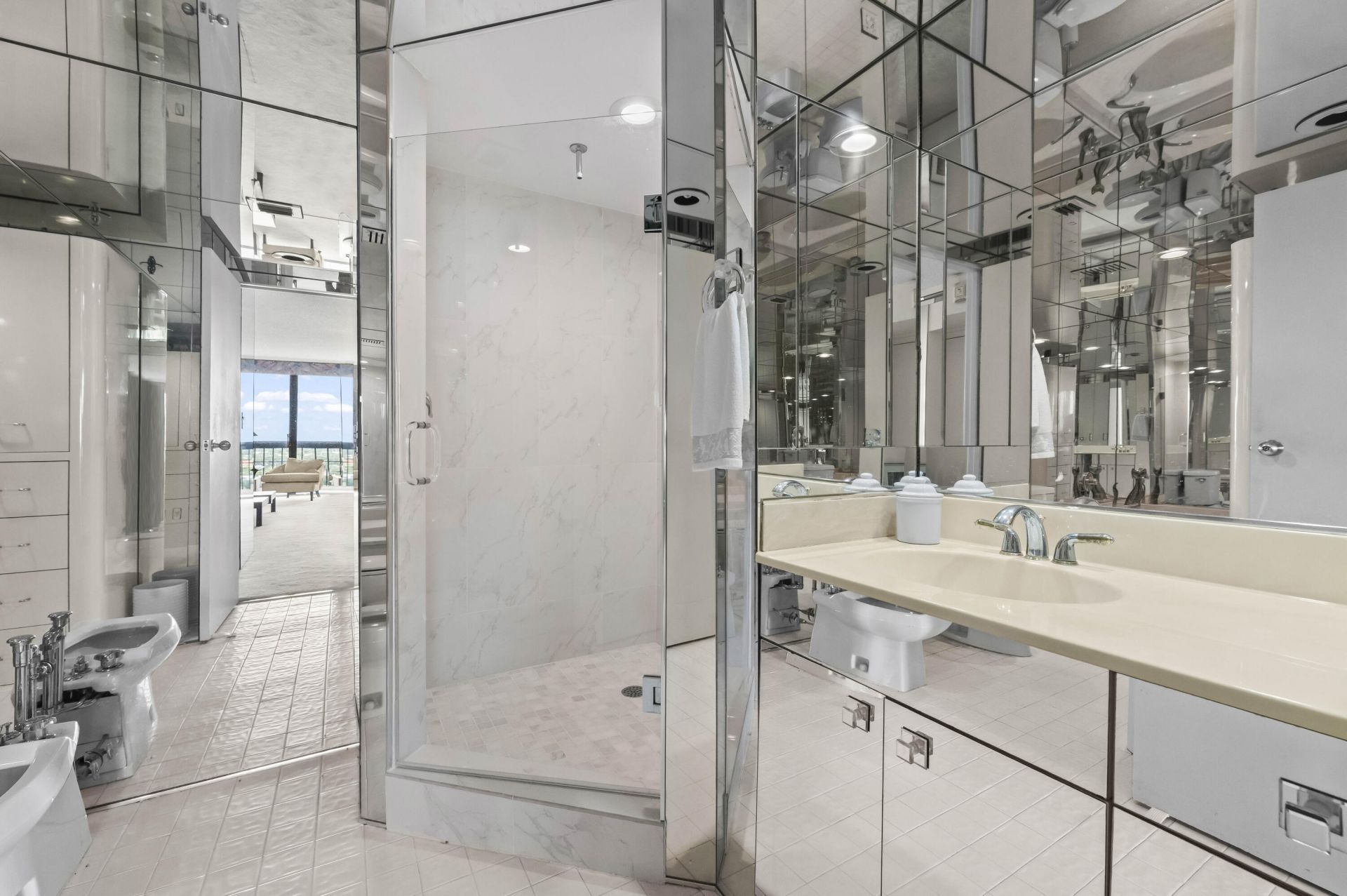 1900 Consulate Place, Unit 1905, West Palm Beach, FL 33401 Photo