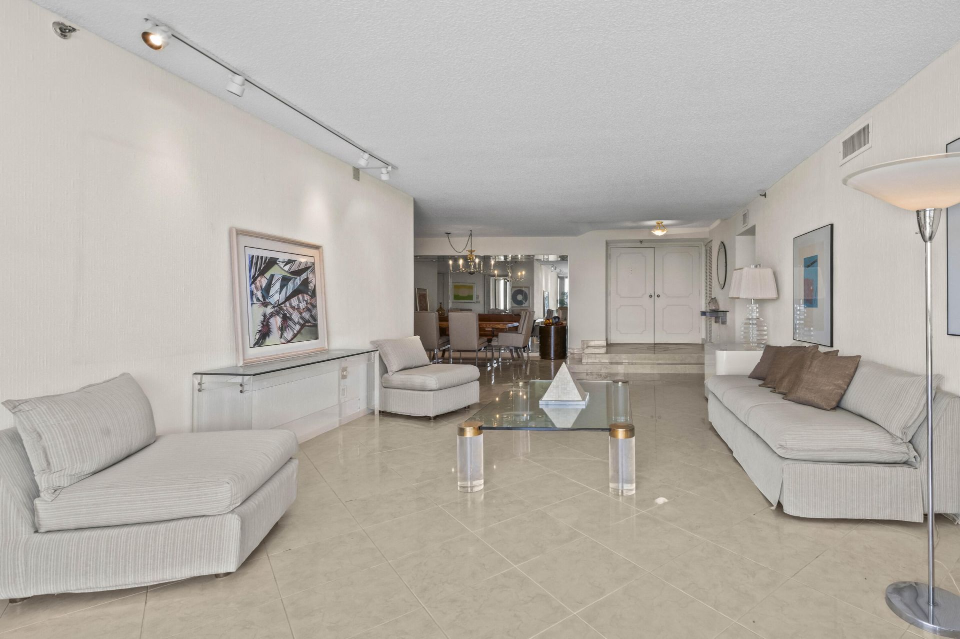 1900 Consulate Place, Unit 1905, West Palm Beach, FL 33401 Photo