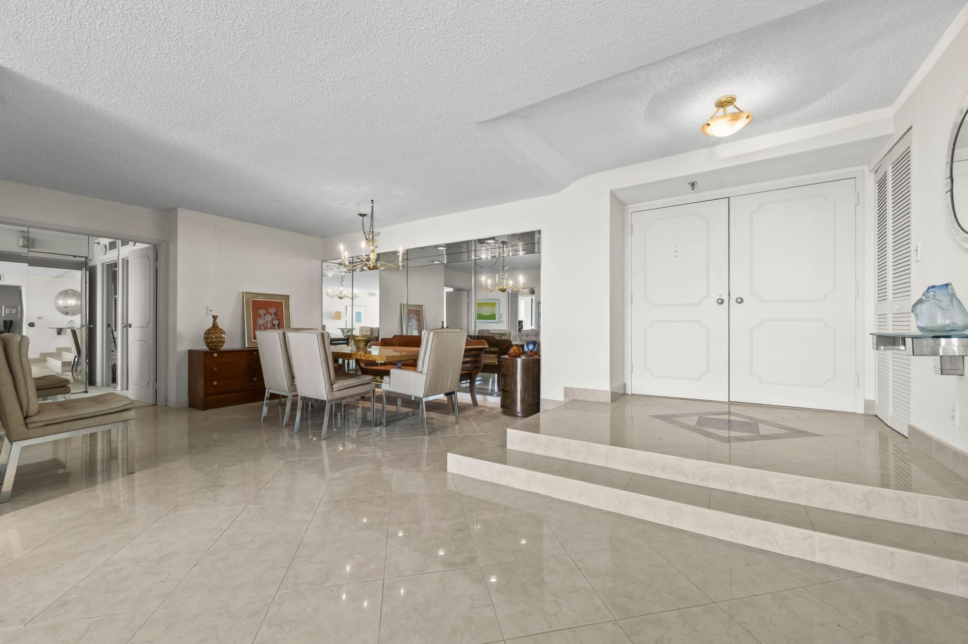 1900 Consulate Place, Unit 1905, West Palm Beach, FL 33401 Photo