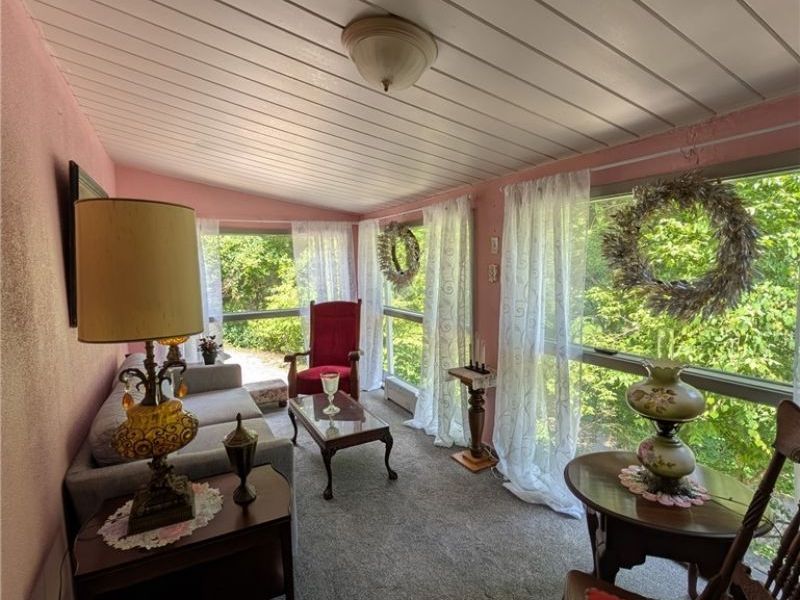 65078 Indian Run Road, Bellaire, OH 43906 Photo 5