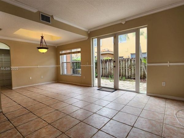 8531 NW 139 Ter, Unit 1409, Miami Lakes, FL 33016