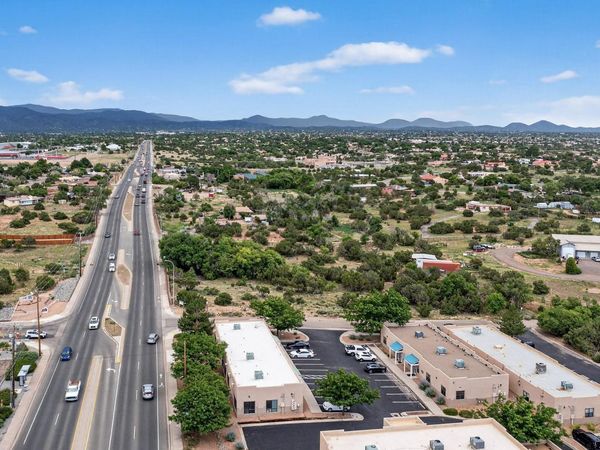 3601 Rodeo, Santa Fe, NM 87507