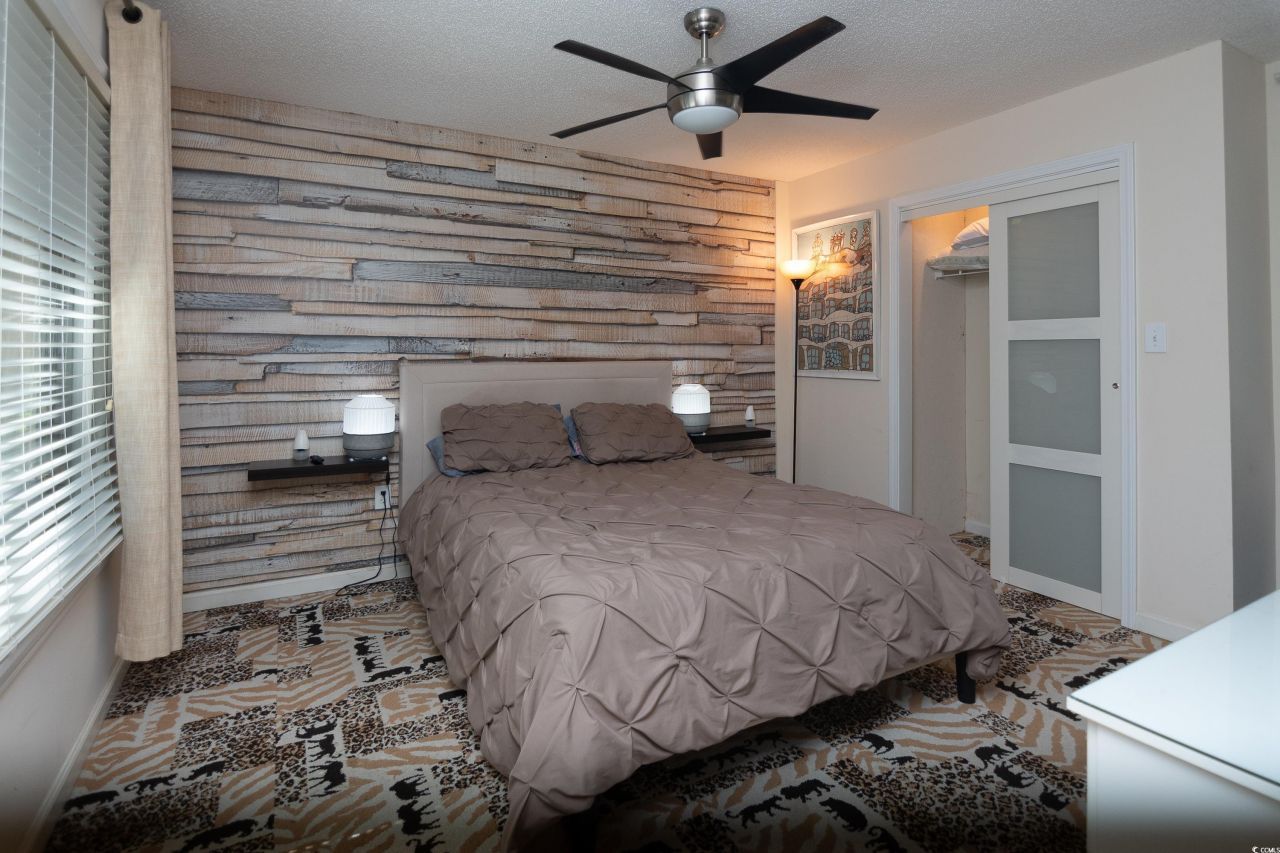 211 Baslow Ct. Photo 15