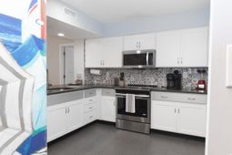 211 Baslow Ct. photo 4