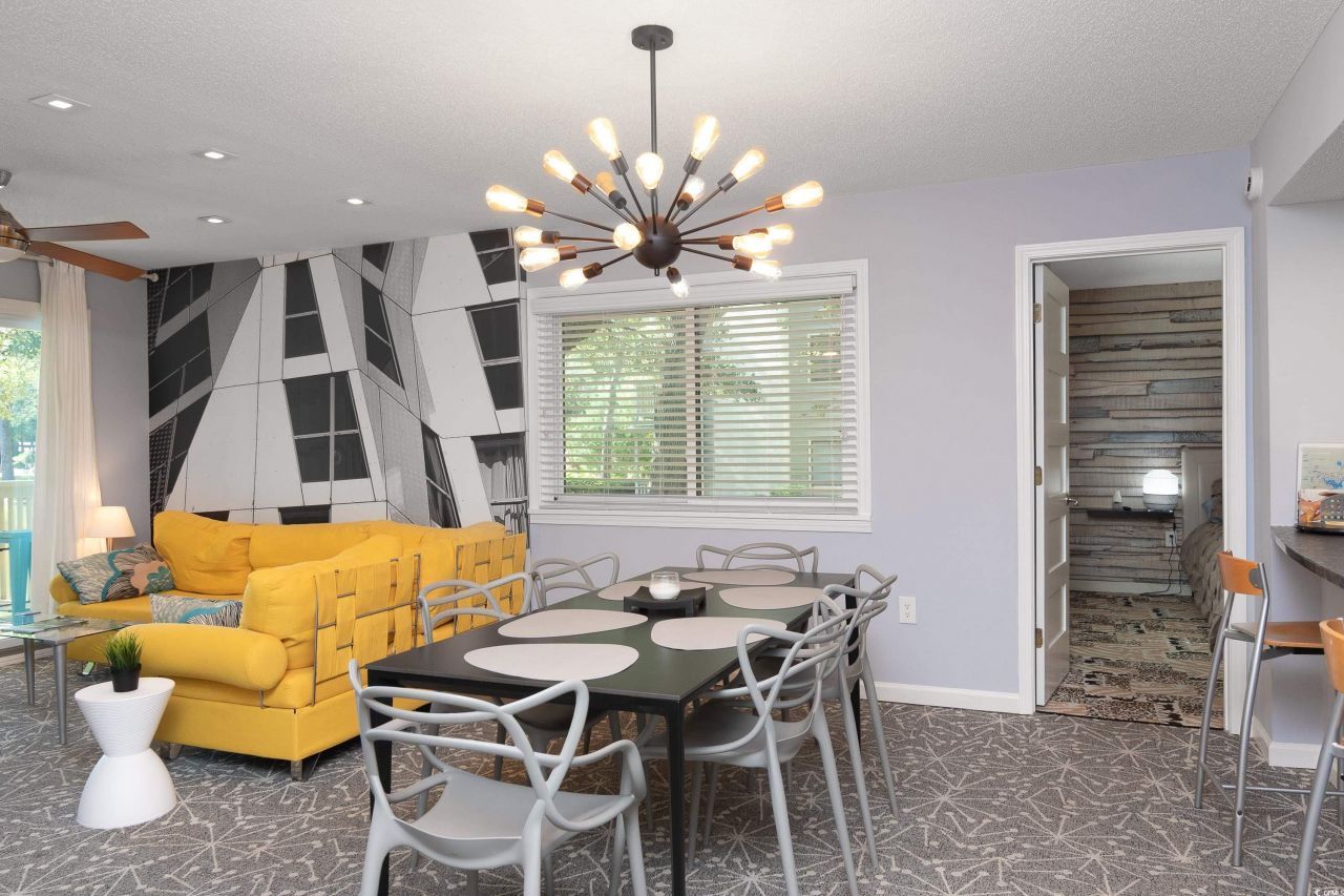 211 Baslow Ct. Photo 8