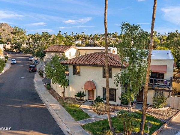1803 E FRIER Drive, Unit 3, Phoenix, AZ 85020