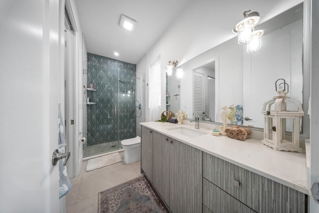 239 W Seaview Drive, Duck, FL 33050 Photo