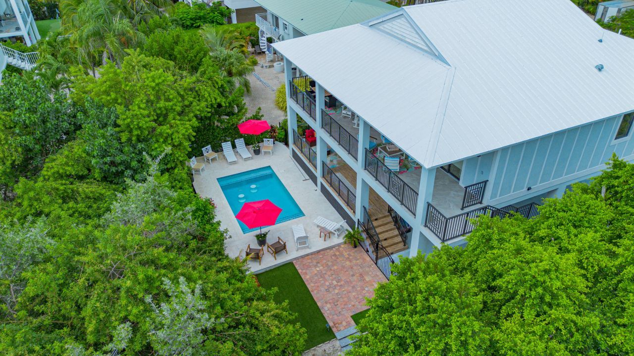 239 W Seaview Drive, Duck, FL 33050 Photo