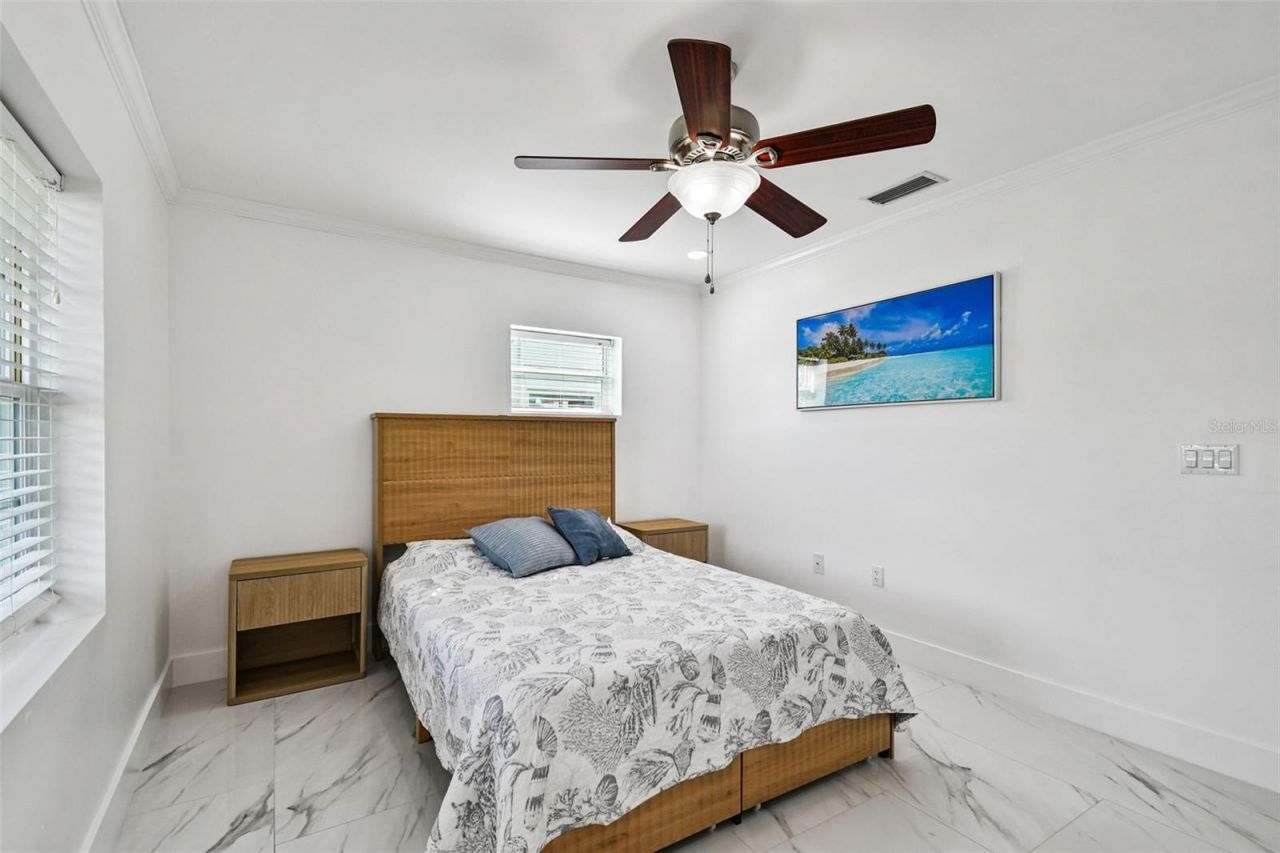 8708 Thornwood Lane, Tampa, FL 33615 Photo
