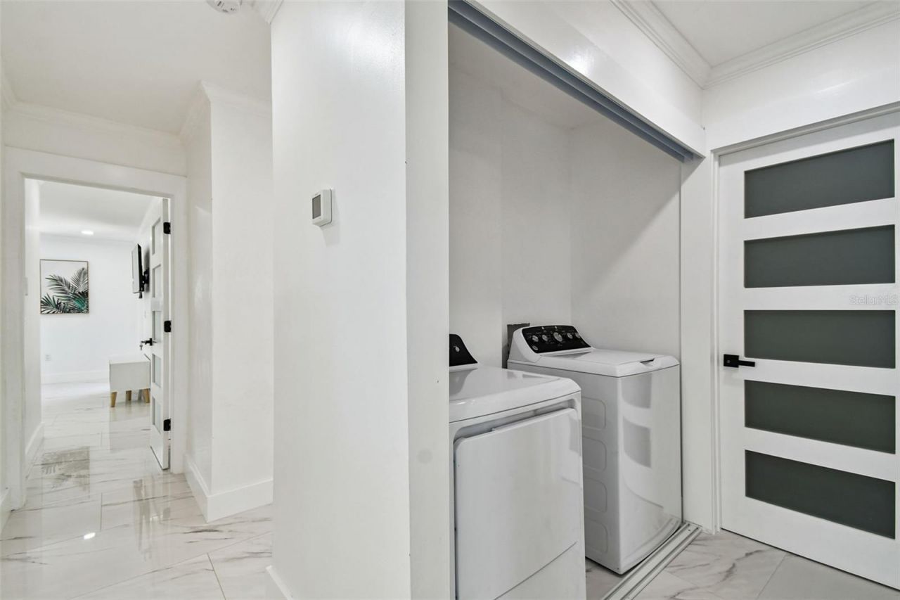 8708 Thornwood Lane, Tampa, FL 33615 Photo