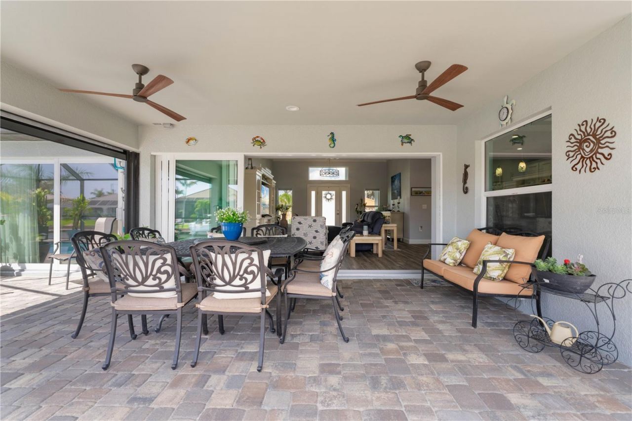 571 Port Bendres Drive, Punta Gorda, FL 33950 Photo