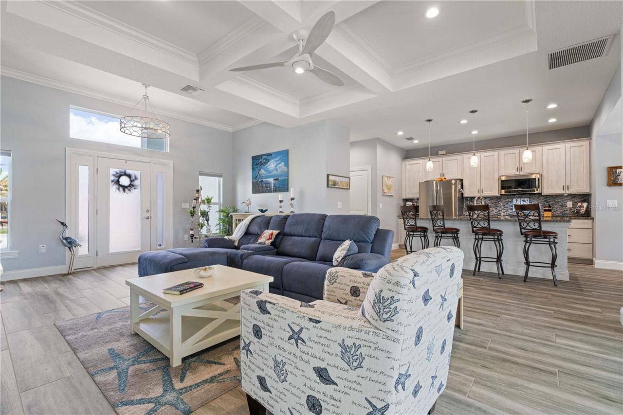 571 Port Bendres Drive, Punta Gorda, FL 33950 Photo