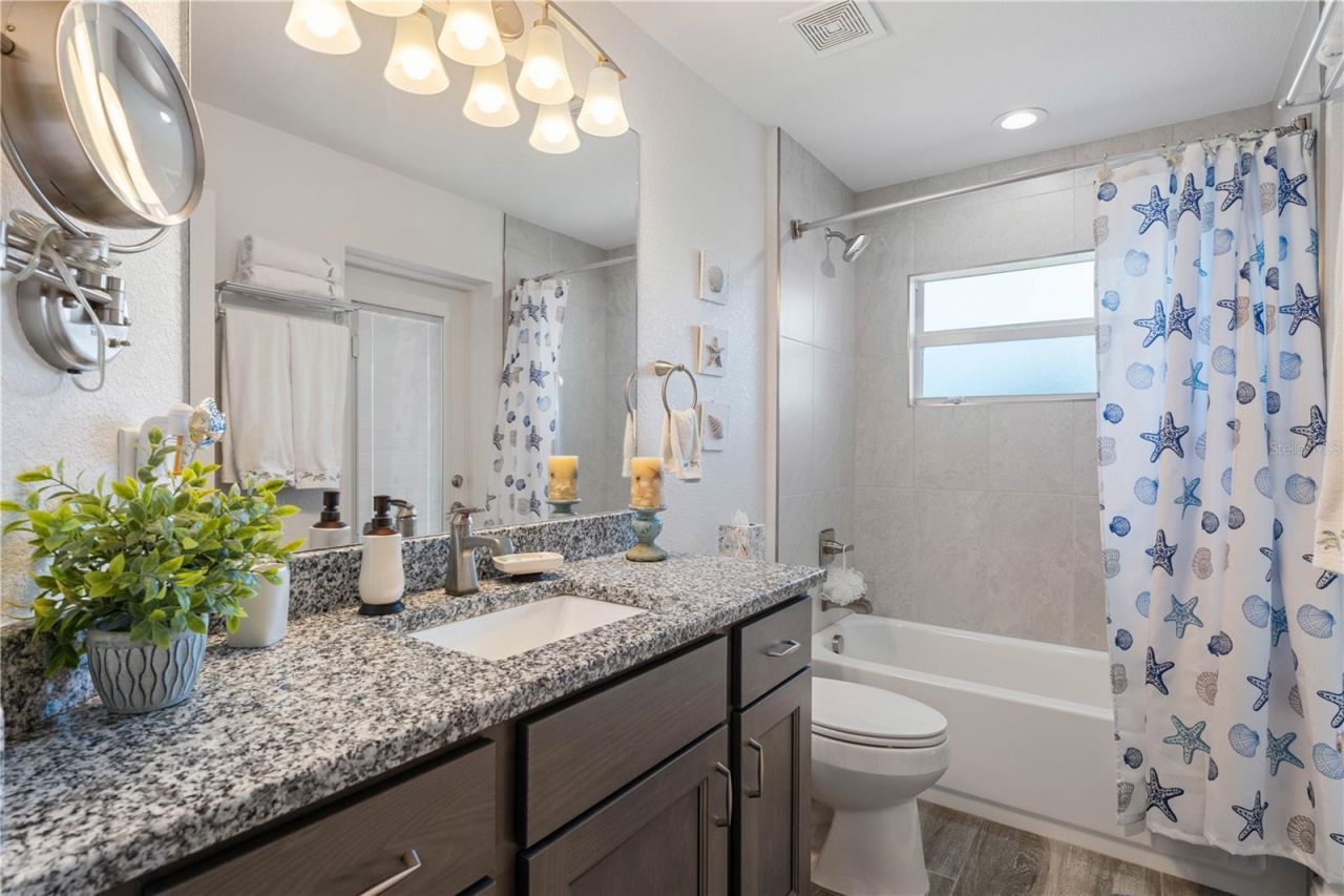 571 Port Bendres Drive, Punta Gorda, FL 33950 Photo